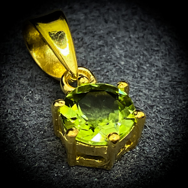 【限定一点】ルクス・ペリドット