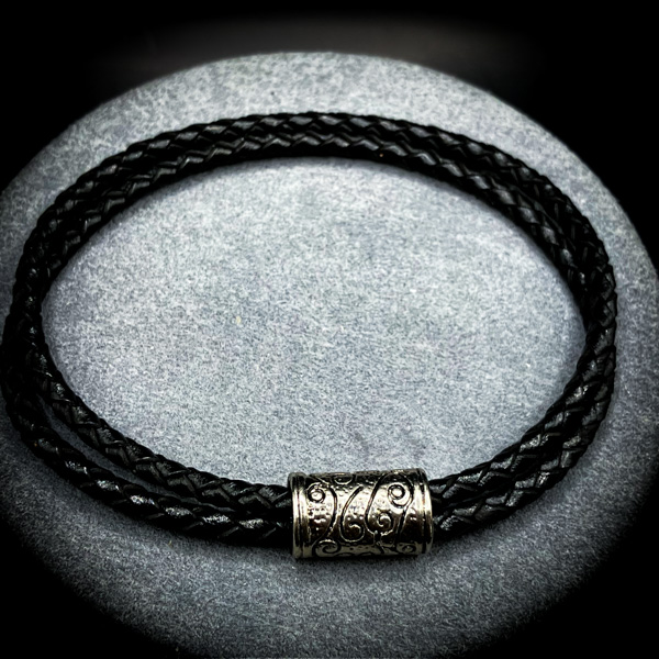 【数量限定】DARK FRIEND