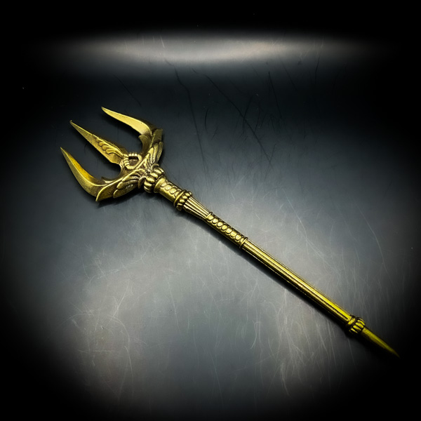 売り切れ【限定一点】トリシューラの革命