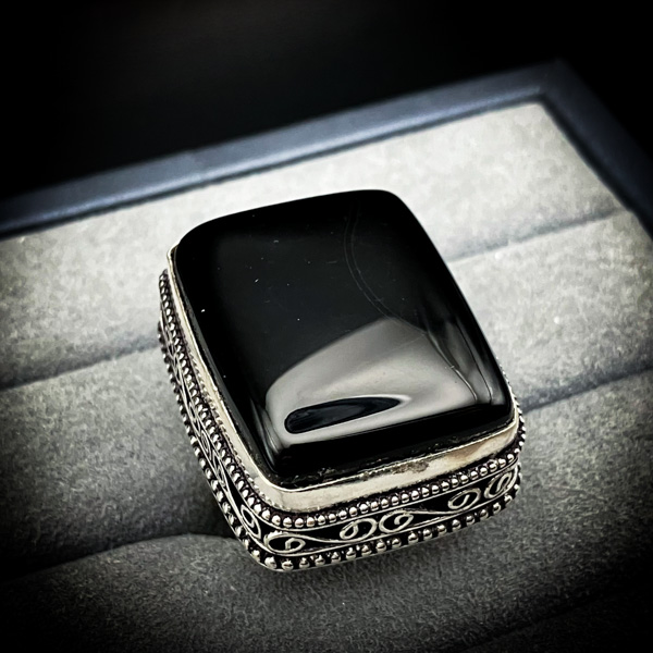 【限定一点】アイニの黒炎